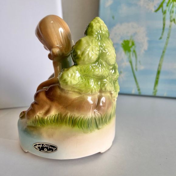 Josef Originals LOVE LETTERS in the Sand Musical Figurine, Vintage Music Box - Picture 4 of 7